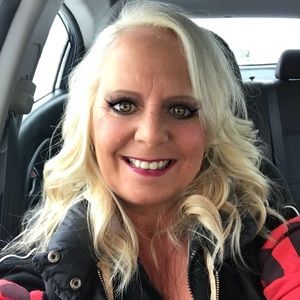 Meet your Posher, Kit